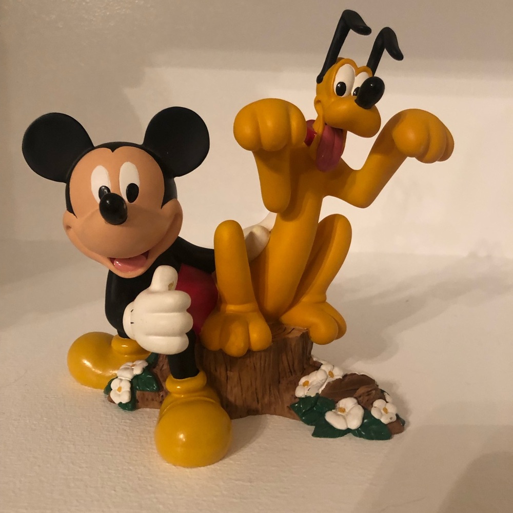 Mickey Mouse and Pluto figurine